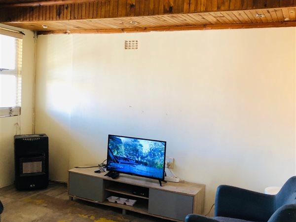 3 Bedroom Property for Sale in Kuyasa Northern Cape